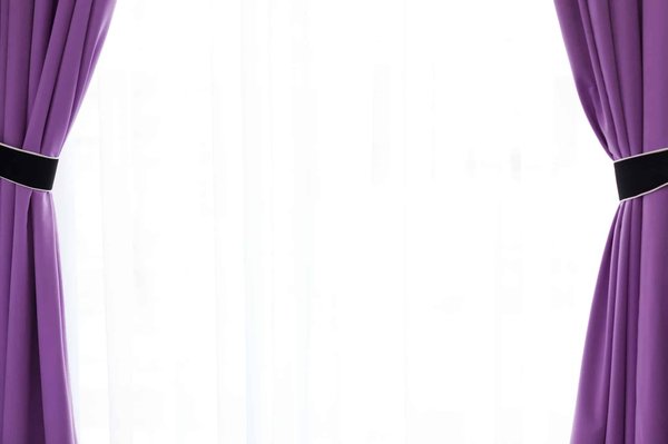 Quels sont les différents types d'attaches pour rideaux qui existent ?